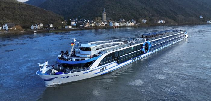 Shore excursions and activities on VIVA ENJOY